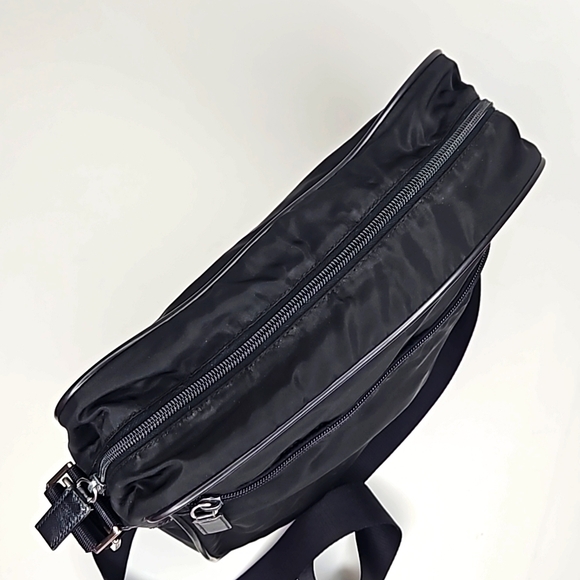 Authentic Prada Nero Tessuto Crossbody Bag - Picture 9 of 16